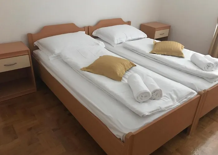 Apartament Marija *